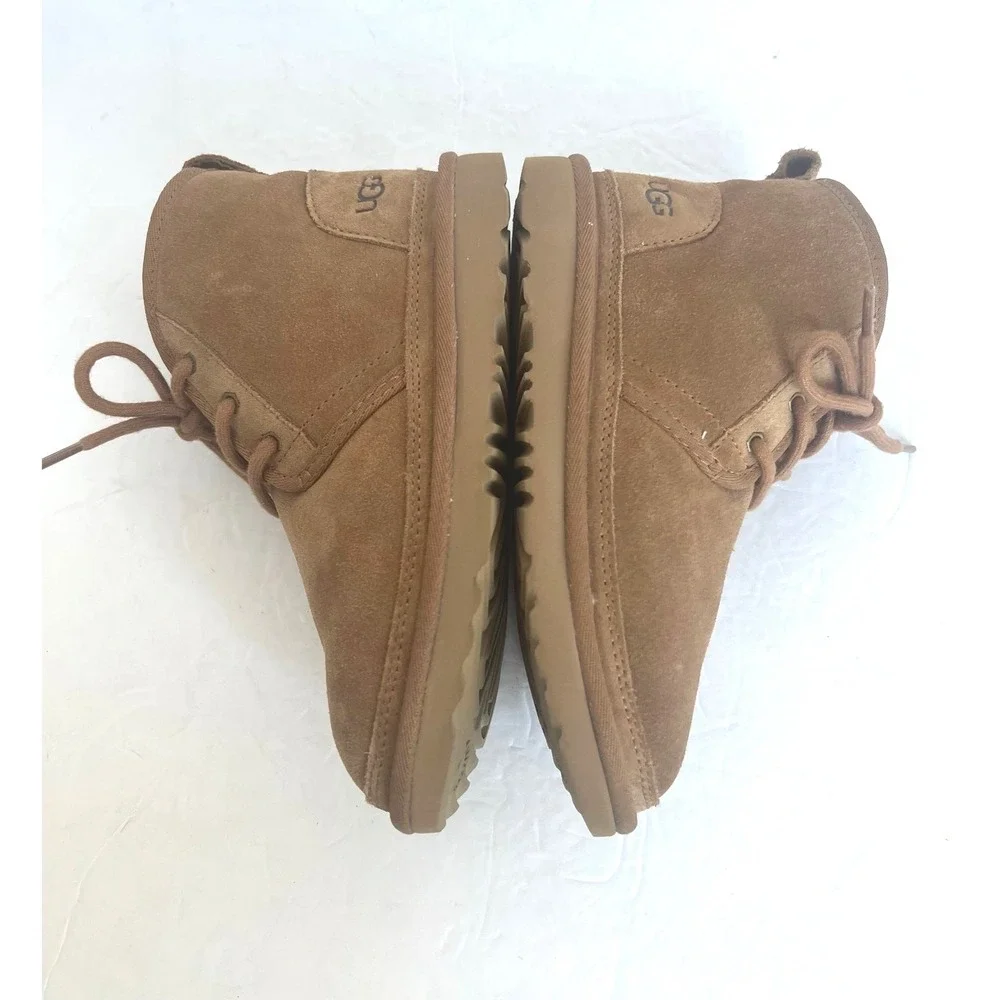 NWOT UGGS Neumel lI Suede Kids Brown Cream High Top Lace Up Chukka Bootie Boot 3